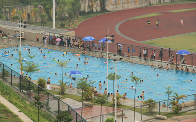 龙泉体育园羽毛球乒乓球馆宝安石岩